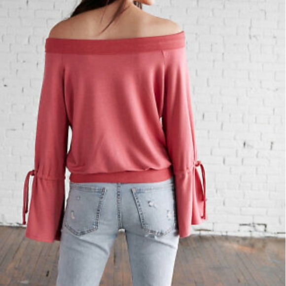 Express Tops - Express One Eleven Top in Cream